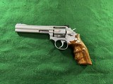 Smith & Wesson 648 .22 Magnum - 2 of 3