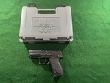 H&K USP Compact .45 ACP - 4 of 4