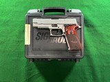 Sig Sauer P220 Elite .45 ACP - 3 of 4