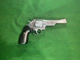Smith & Wesson 629-1 .44 Magnum - 1 of 4