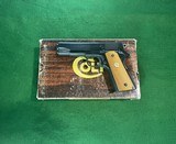 Colt lightweight Commander .45 acp - 5 of 5