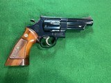 Smith & Wesson 29-2 .44 magnum - 1 of 4