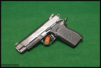Wilson Combat SFT9 9 x 19