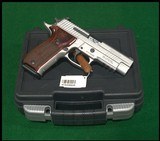Sig Sauer P226 Stainless Elite in .40 S&W - 1 of 2