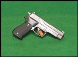 Sig Sauer P220 .45acp