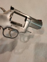 gorgeous Dan Wesson 715 with 2.5