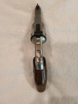 gorgeous Dan Wesson 715 with 2.5