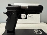 NIGHTHAWK CUSTOM DOUBLE AGENT w/IOS 9mm PISTOL