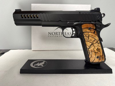 NIGHTHAWK CUSTOM CHAIRMAN w/IOS 9mm PISTOL - Image 2 of 4