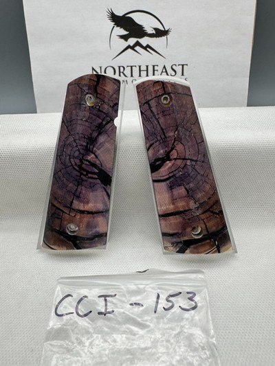 CUSTOM CROSS-CUT MAMMOTH IVORY 1911 PISTOL GRIPS - Image 1 of 1
