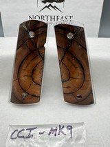 CUSTOM CROSS-CUT MAMMOTH IVORY 1911 PISTOL GRIPS