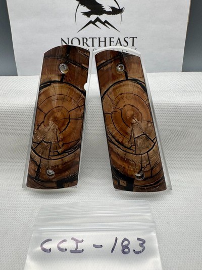CUSTOM CROSS-CUT MAMMOTH IVORY 1911 PISTOL GRIPS - Image 1 of 1