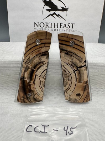 CUSTOM CROSS-CUT MAMMOTH IVORY 1911 PISTOL GRIPS - Image 1 of 1