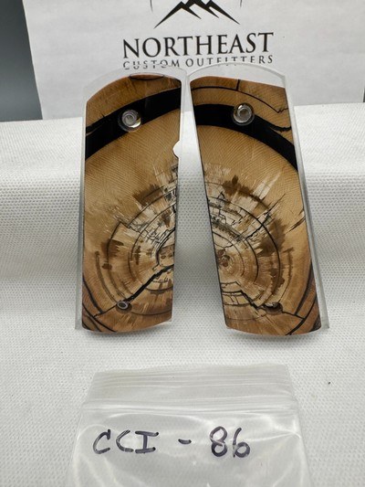 CUSTOM CROSS-CUT MAMMOTH IVORY 1911 PISTOL GRIPS - Image 1 of 1