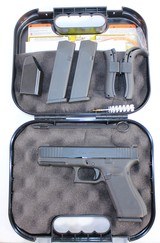 EXCELLENT GLOCK G17 GEN 5 9MM 4.5