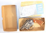 EXCELLENT SMITH & WESSON MODEL 15-4 38 SPECIAL 2