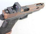 EXCELLENT GLOCK G34 GEN 3 TTI COMBAT MASTER COPPERHEAD 9MM W/ 7-MAGS TRIJICON RMR & BOX - Image 3 of 10