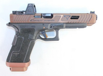 EXCELLENT GLOCK G34 GEN 3 TTI COMBAT MASTER COPPERHEAD 9MM W/ 7-MAGS TRIJICON RMR & BOX - Image 2 of 10