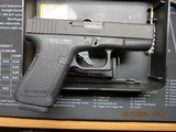 Glock 23 gen2 40 cal. New in Tupperware Box - 4 of 10