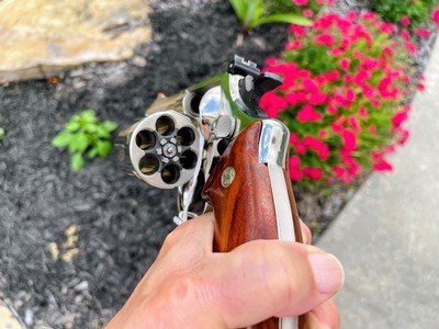 S&W Model 29-2 Four Inch Nickel 44 Magnum - Image 9 of 14