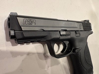 Smith & Wesson M&P9 - Image 4 of 7