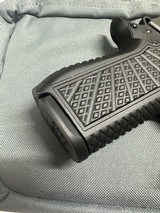 Wilson Combat SFX9 - 4 of 15