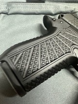 Wilson Combat SFX9 - 3 of 15