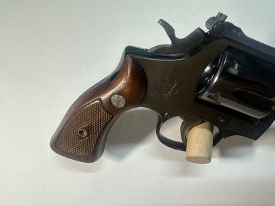 Smith & Wesson 17-2.22LR 6 Shot 8 3/8 Barrel - Image 10 of 14
