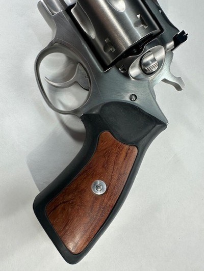 Ruger Super Redhawk 44 Mag 7.5 inch - Image 10 of 13