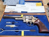 Smith & Wesson 6