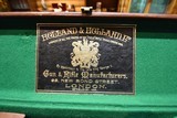 Beautiful Holland & Holland Compact, 'toe-under' leather gun case - 8 of 10
