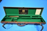 Beautiful Holland & Holland Compact, 'toe-under' leather gun case - 6 of 10