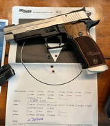 SIG SAUER P226 SPORT 9MM PARA CALIBER PISTOL. X-FIVE LEVEL 1 TARGET MODEL WITH WOOD GRIPS AND ADJUSTABLE TRIGGER. EXCELLENT COND - 1 of 5