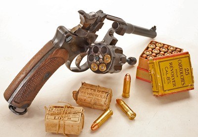 FRENCH ORDNANCE ST ÉTIENNE MODEL 1892 6 ROUND 8mm LEBEL DA REVOLVER. C&R - Image 3 of 6