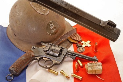 FRENCH ORDNANCE ST ÉTIENNE MODEL 1892 6 ROUND 8mm LEBEL DA REVOLVER. C&R - Image 2 of 6