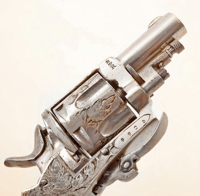 ANTIQUE ENGRAVED DOUBLE ACTION FOLDING TRIGGER 6 ROUND .32 COLT SHORT CAL. REVOLVER EXCELLENT. NO FFL. - Image 4 of 5