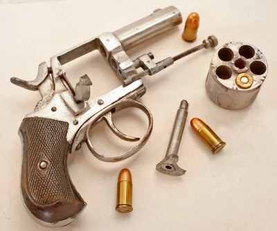 ANTIQUE BRITISH=BULL=DOG 32 S&W 5 ROUND DOUBLE ACTION REVOLVER. NO FFL. - Image 5 of 6