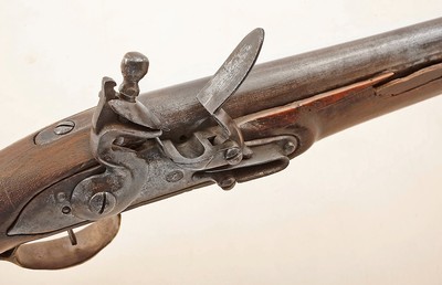 ANTIQUE FLINTLOCK SINGLE SHOT PISTOL 9 INCH 70 CALIBER. - Image 2 of 6