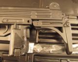 UZI Model B Semi-Auto Carbine (.41 AE & 9mm Para) - 5 of 12