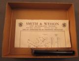Smith and Wesson Pistol Model 39 in box - 11 of 12