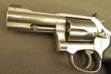 Smith & Wesson Chief's Special 60-15 DA SS Revolver 357 Magnum. - 5 of 10