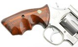 S&W Distinguished Combat Magnum Model 686 Stainless 357 Mag - 2 of 13