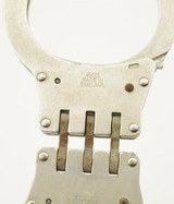 Vintage HIATTS Aluminum Mod. 3050 HINGED handcuff - 4 of 5