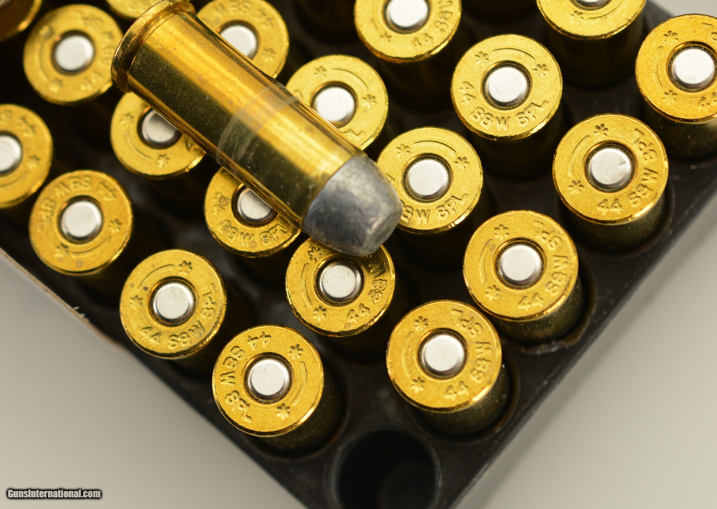 Ultramax 44 Special 200 Grain Round Nose Flat Point Ammo 100 Rounds Co