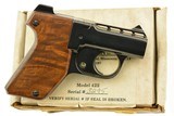 Scarce Advantage Arms Four Barrel Derringer 22 LR Model 422 Excellent - 1 of 14