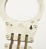 Vintage HIATTS Aluminum Mod. 3050 HINGED handcuff - 2 of 5
