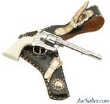 Hubley Ric-O-Shay .45 Cast Cap Pistol W/Belted Holster 1960-65 Era - 1 of 15