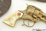 Set of Hubley "Texan JR" GOLD Die-Cast Cap Pistols/Holster Rig - 3 of 11