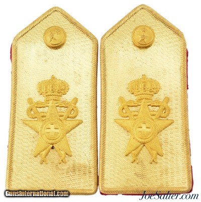 WWII Italian Royal Army Doctor Shoulder Insignia