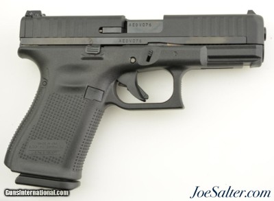 Excellent Boxed Glock Model 44 Pistol 22 LR Two 10 Rd Mags - Image 2 of 7
